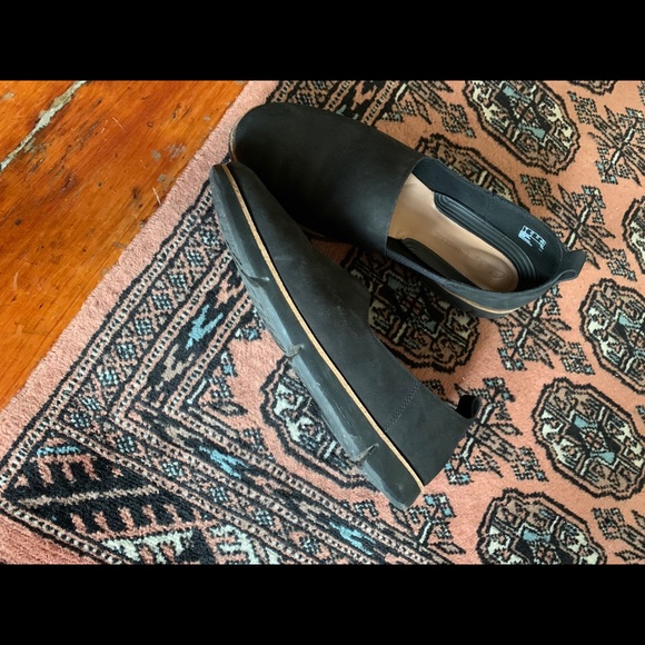 Clarks women’s Trigenic loafer (worn once) - Picture 2 of 3